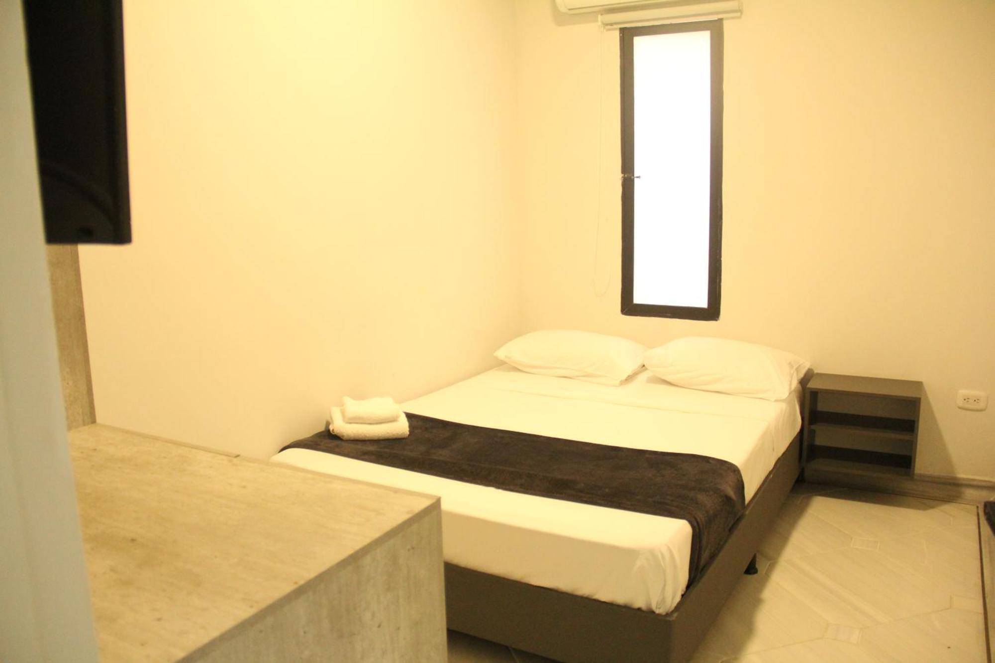 Hotel La Carpita Medellín Extérieur photo
